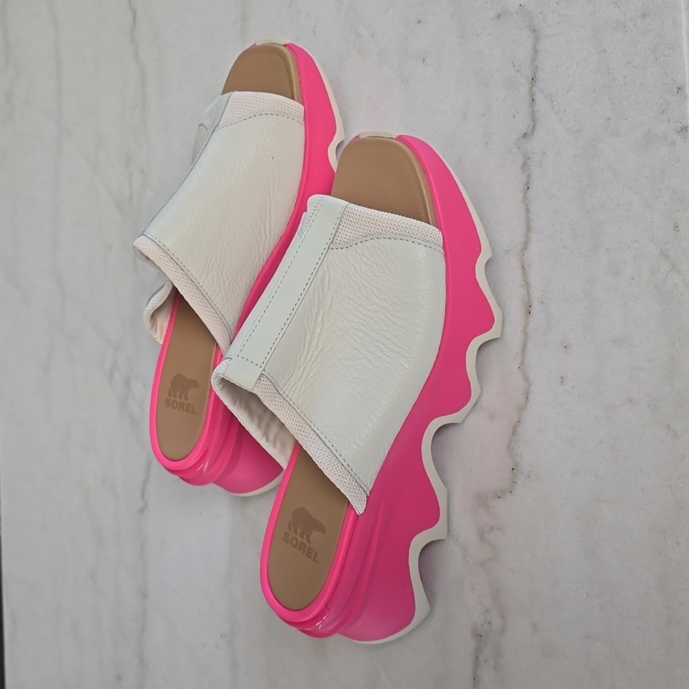 Sorel Women's White and Pink Slide Sandals - Picture 2 of 5